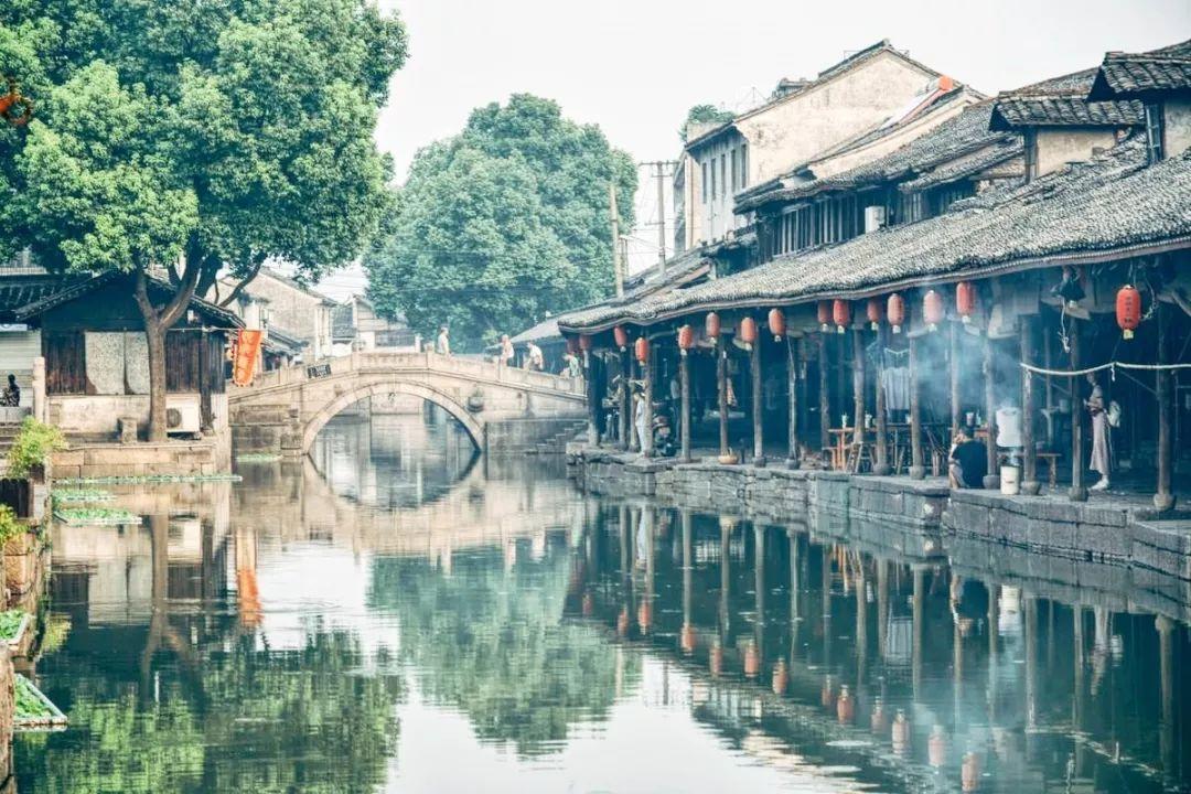 中央气象台1月19日18时，发布寒潮蓝色预警，注意防寒保暖
