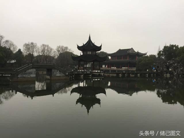 初入职场感觉无所事事，应如何应对